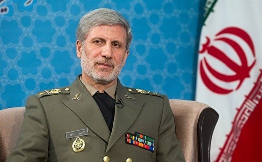 خبرنگاران سربازان جبهه دفاع از ارزش&zwnj;ها هستند