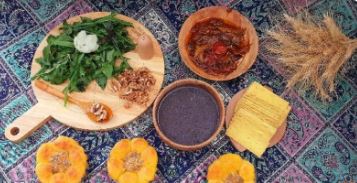 قروت، خوراک بنفش رنگ بیرجندی‌ها