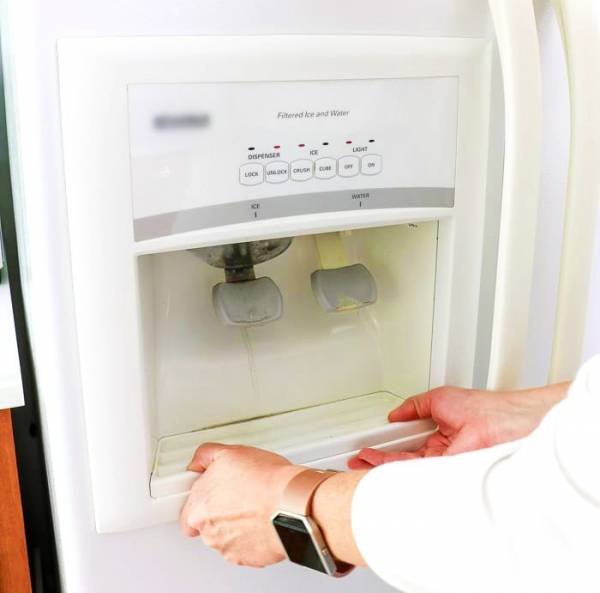 شگرد رفع بوی بد آبسردکن یخچال