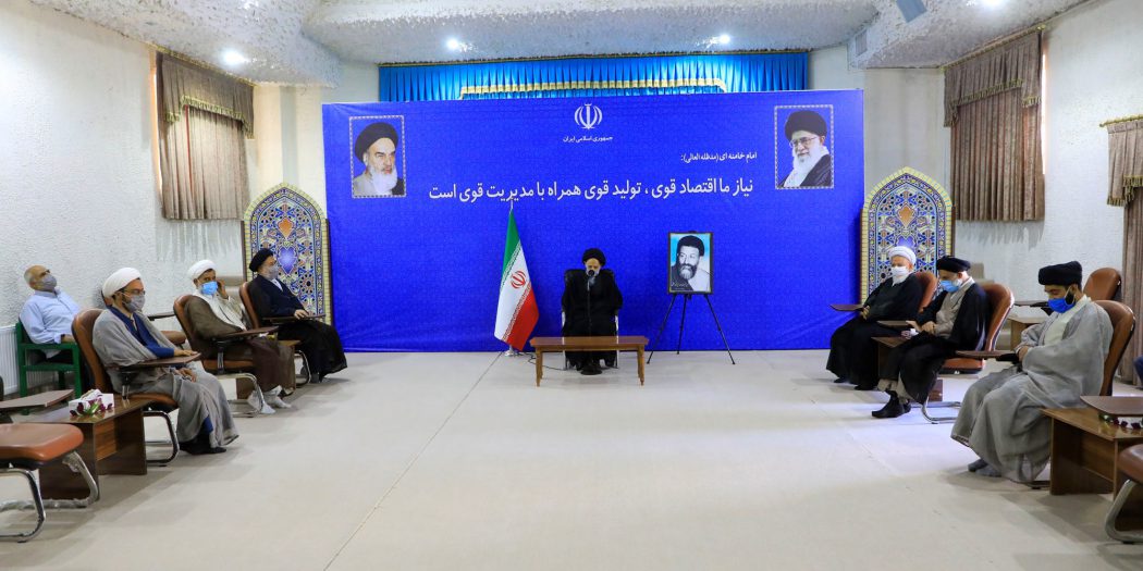 انقلاب اسلامی برای احیای عدالت انبیاء و ائمه آمده است