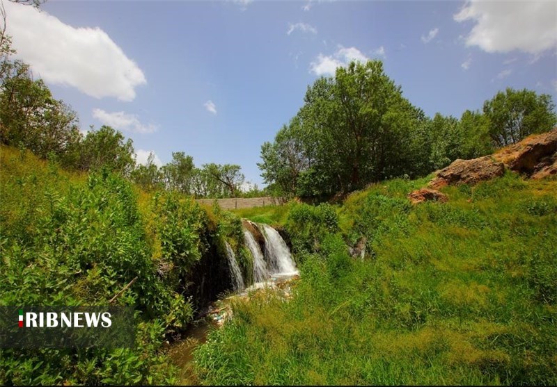 نمایشگاه جاذبههای گردشگری استان در نگارخانه خطایی اردبیل نمایشگاه جاذبههای گردشگری استان در نگارخانه خطایی اردبیل