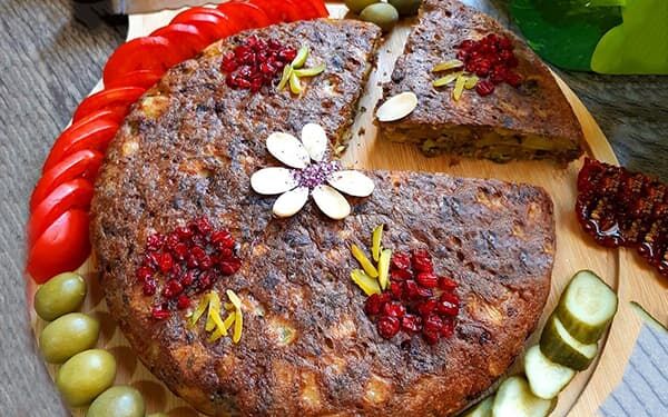 کوکوی بادمجان؛ غذايی لذیذ و فوری برای افطاری