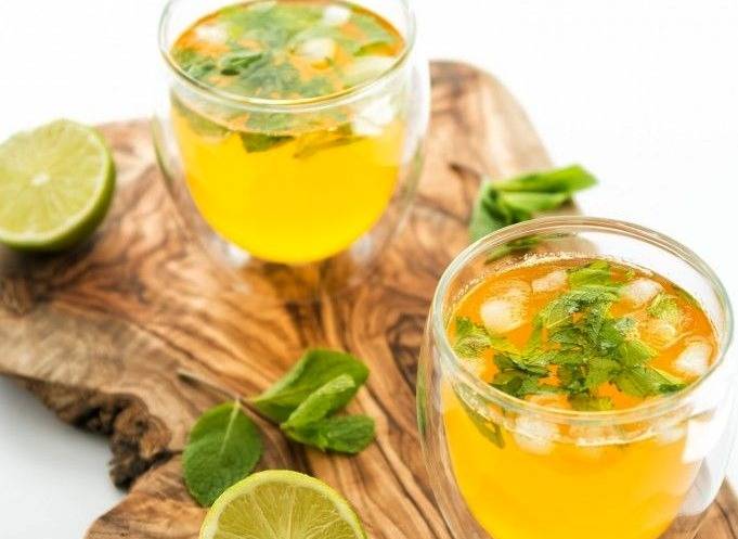 چند نوشیدنی مناسب برای رفع عطش در ماه مبارک رمضان چند نوشیدنی مناسب برای رفع عطش در ماه مبارک رمضان