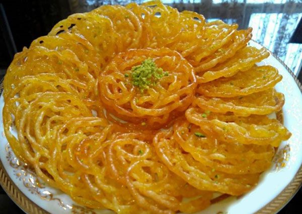 زولبیا، شیرینی محبوب سفره افطار زولبیا، شیرینی محبوب سفره افطار