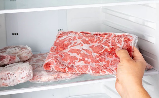 دمای مناسب برای نگهداری مواد غذایی مختلف در یخچال دمای مناسب برای نگهداری مواد غذایی مختلف در یخچال