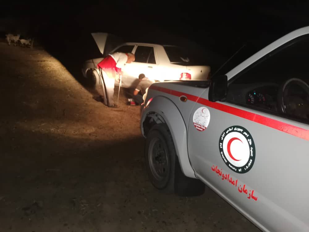 نجات ۳ مفقودی در مسیر آبگرم لوت شهرستان خوسف