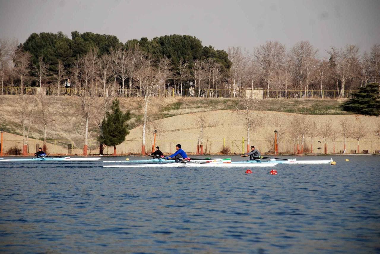 برگزاری اردوی تیم ملی روئینگ جوانان در دریاچه آزادی