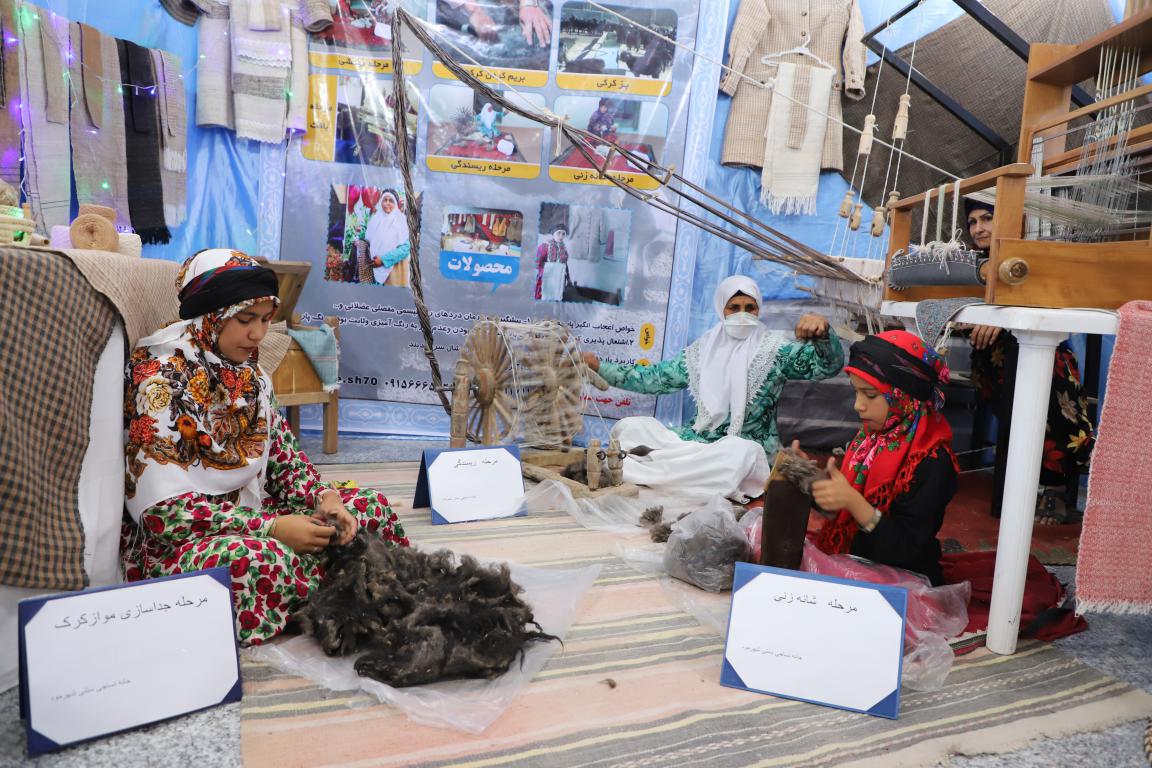 فروش بیش از یک میلیارد تومان صنایع دستی در بازارچه‌های تابستانی