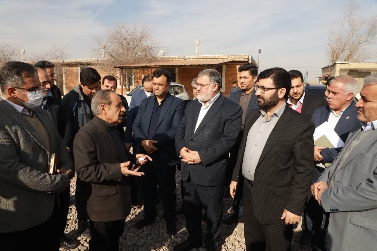 بازدید استاندار آذربایجان غربی از دو شرکت تولیدی و صنعتی در ارومیه