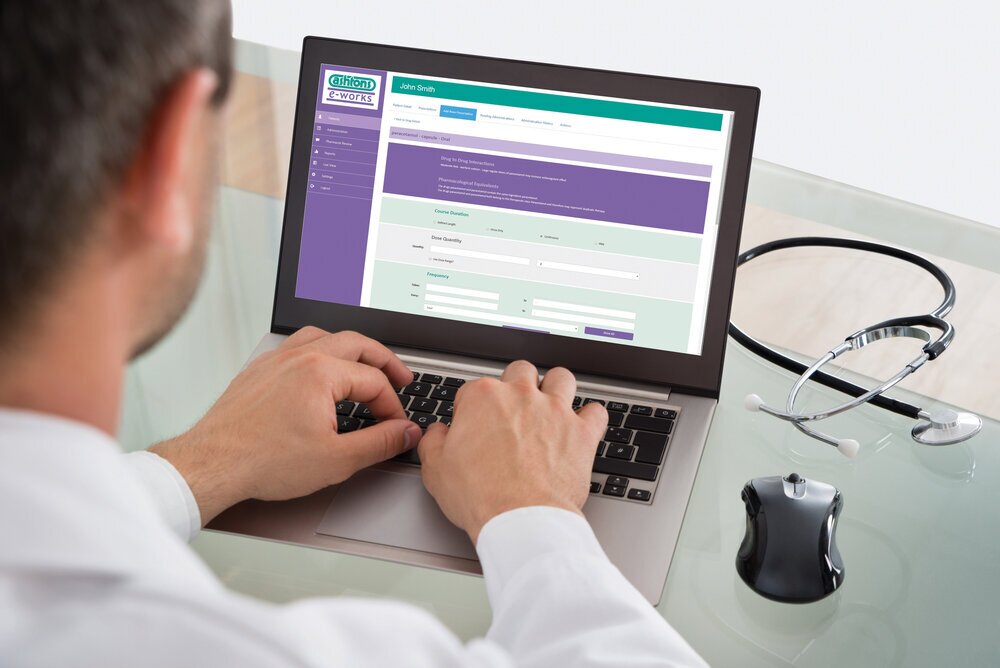 اما و اگر های اجرای نسخه الکترونیک در بیمه های تکمیلی / گزارش چند رسانه ای