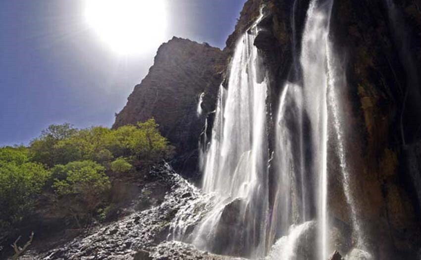 یاسوج زیبا و ۱۴ منطقه دیدنی آن را بشناسید