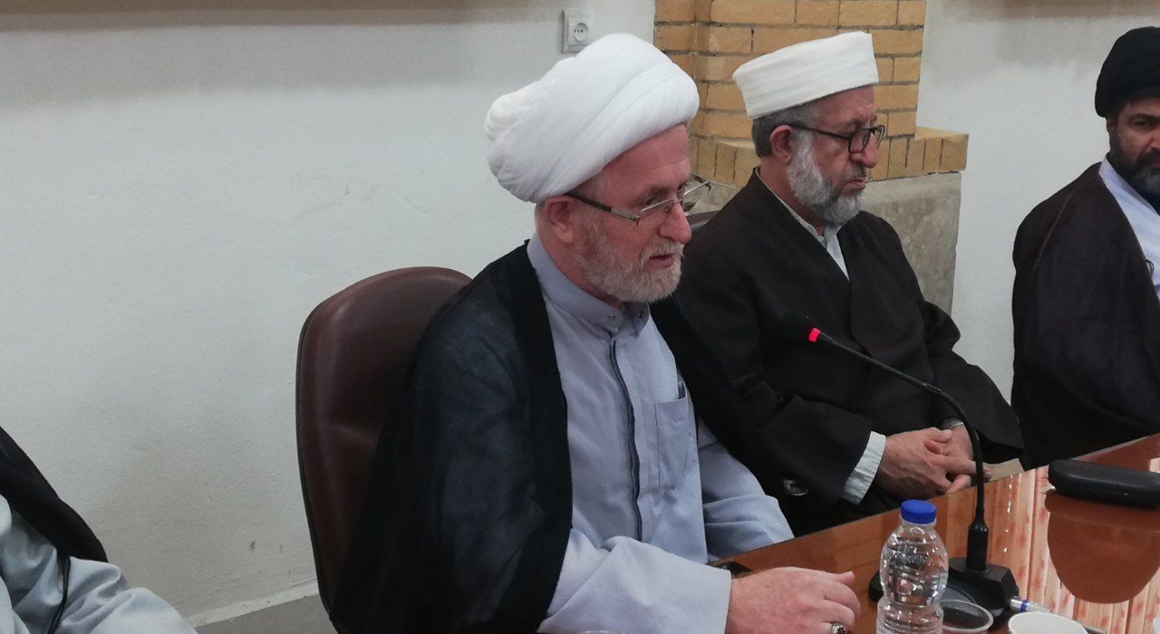 لزوم حفظ وحدت شیعیان و اهل تسنن