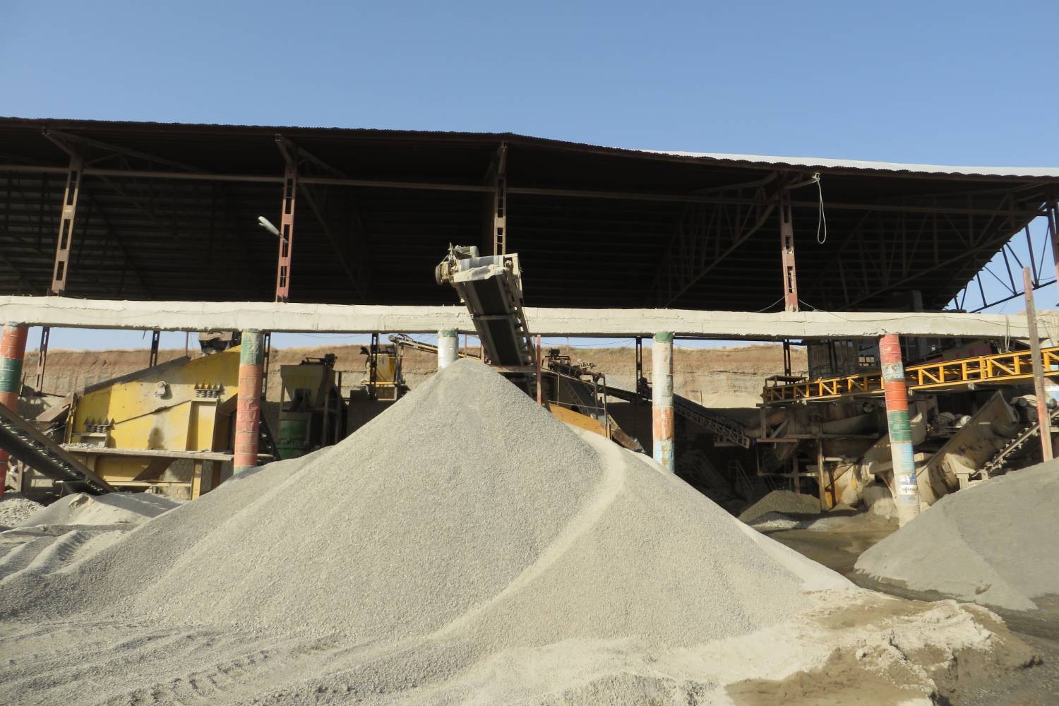 پایش واحدهای شن و ماسه پیرانشهر در ایام تعطیلات نوروزی پایش واحدهای شن و ماسه پیرانشهر در ایام تعطیلات نوروزی