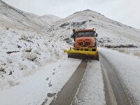 برف‌ روبی ۲۰ کیلومتر از راه‌های ایلام