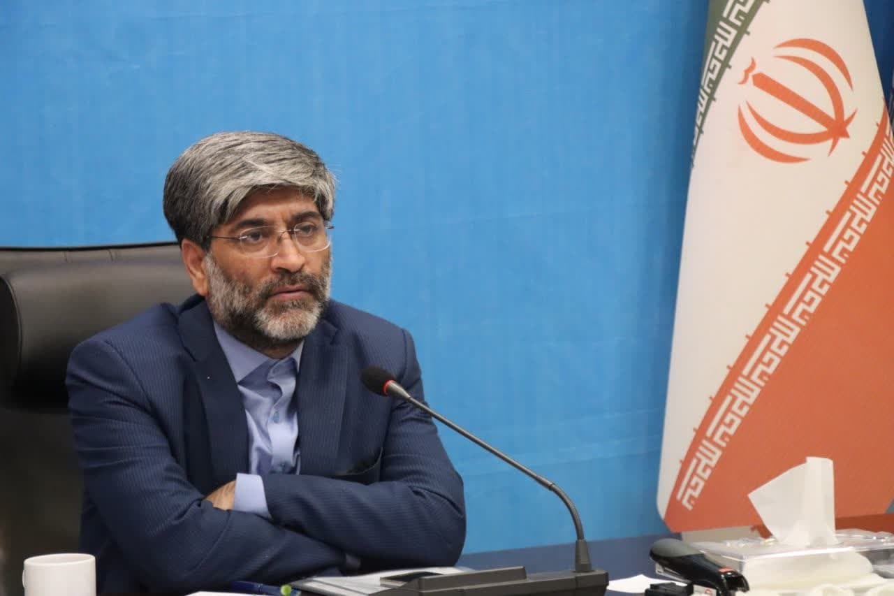 ساماندهی و نظارت بر دکههای سطح شهر ضروری است ساماندهی و نظارت بر دکههای سطح شهر ضروری است