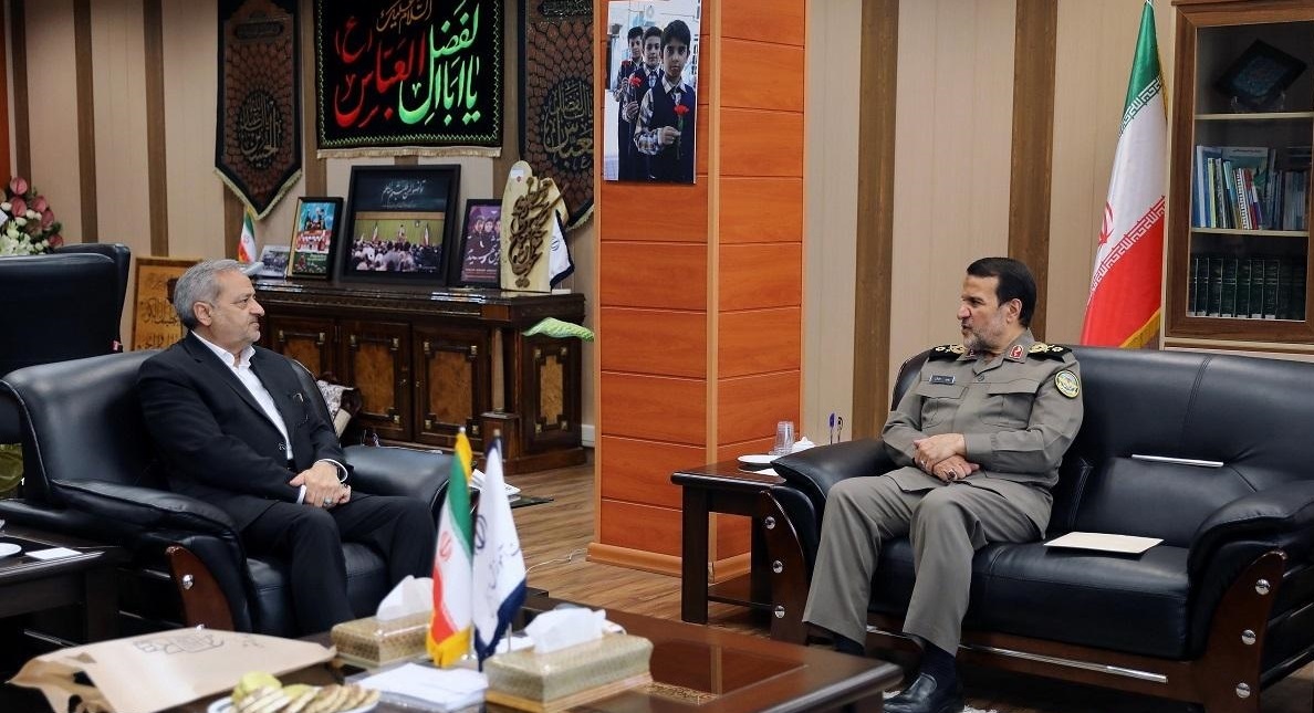 *** آمادگی بنیاد حفظ آثار و نشر ارزشهای دفاع مقدس برای همکاری با آموزش و پرورش *** آمادگی بنیاد حفظ آثار و نشر ارزشهای دفاع مقدس برای همکاری با آموزش و پرورش