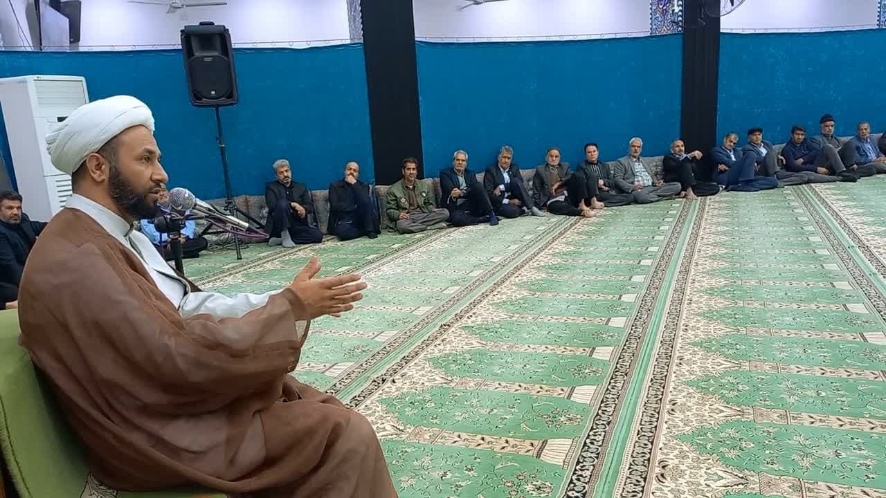 یادو خاطره ۸۰ شهید فیروز آباد میبد گرامی داشته شد