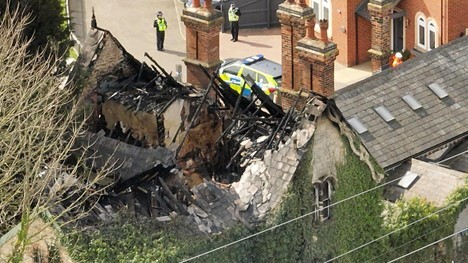 سه کشته براثر آتش سوزی در انگلیس سه کشته براثر آتش سوزی در انگلیس