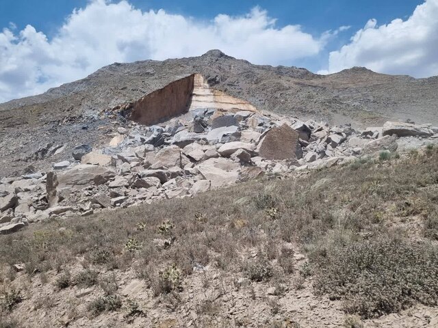 ریزش معدن باریت در روستای عبدالله آباد مهاباد ریزش معدن باریت در روستای عبدالله آباد مهاباد