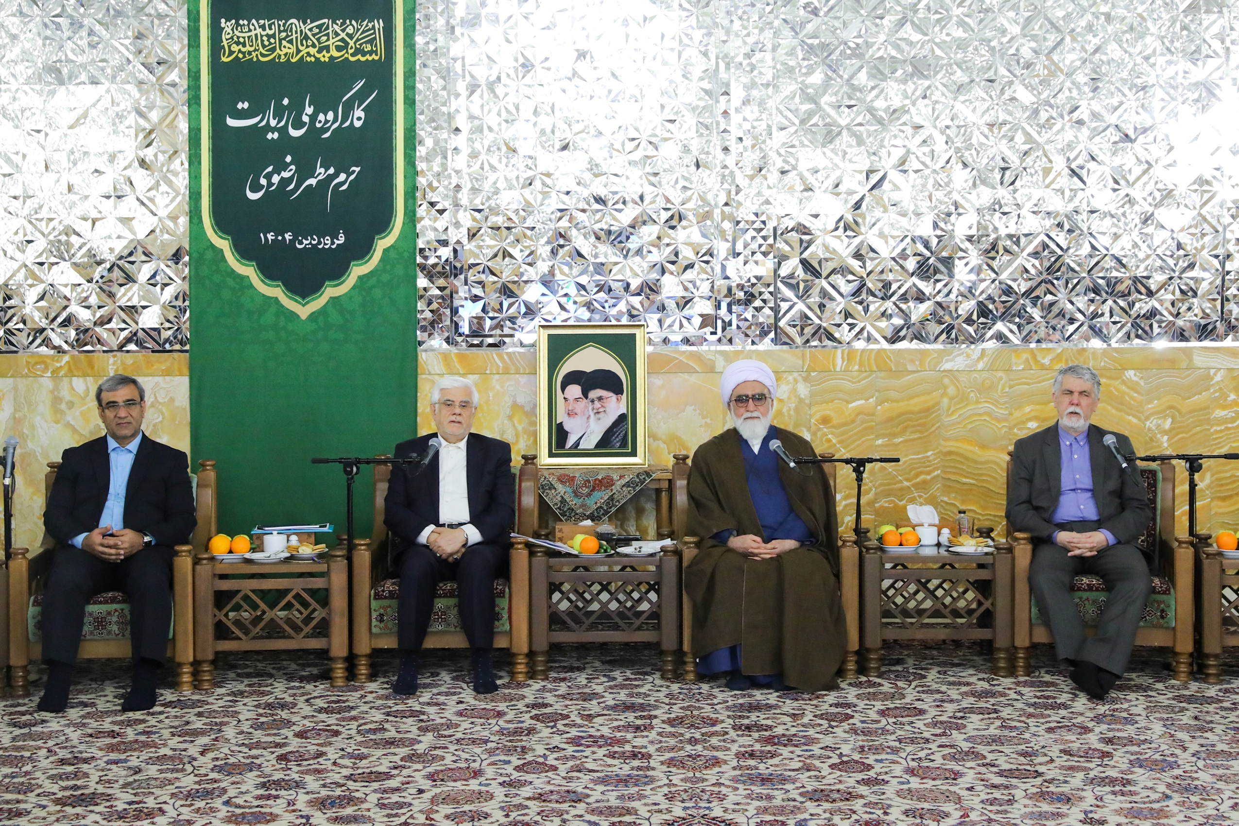 برای پاسخ به مطالبات مردم پای کار هستیم