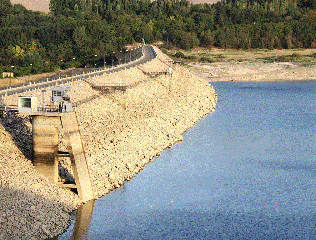 بررسی راهکارهای حفاظت از منابع آب زیر زمینی در مهاباد