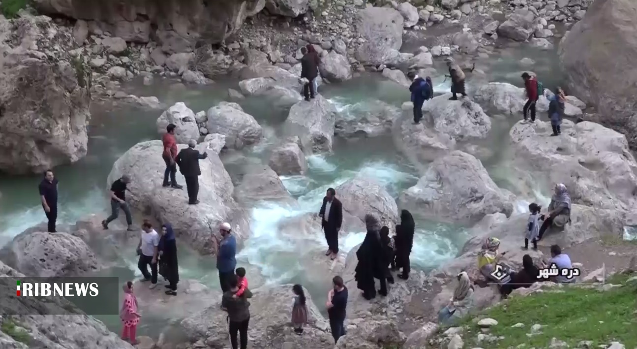 جاذبههای گردشگری ایلام، گردشگران را جذب کرد جاذبههای گردشگری ایلام، گردشگران را جذب کرد