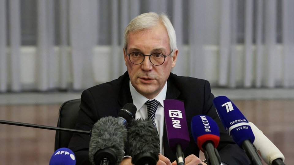 روسیه: مسکو به حمایت از توسعه صلح‌آمیز انرژی هسته‌ای ایران ادامه خواهد داد