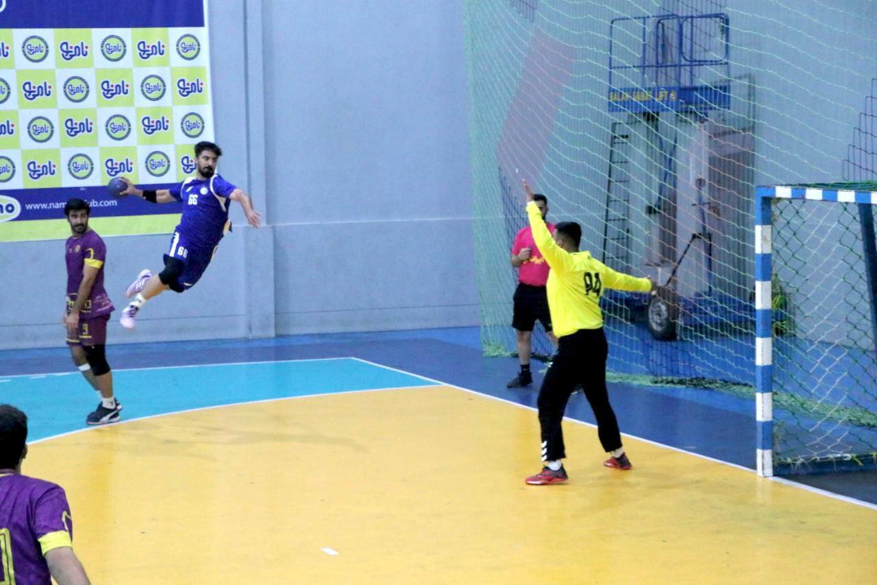 هندبالیست‌های کازرونی صدرنشین رقابت‌های هندبال مردان کشور