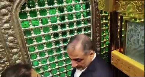 تشرف المبرقع به حرم مطهر رضوی
