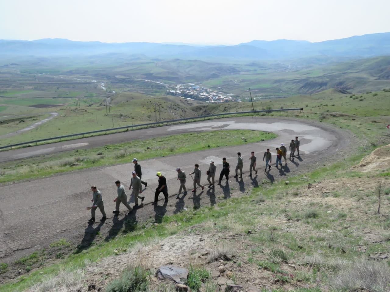 آموزش عملیاتی دانش آموزان رشته محیط بانی اردبیل