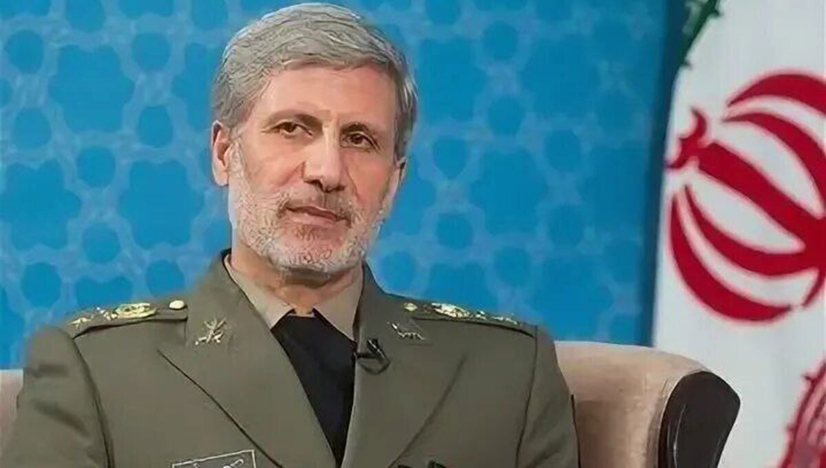 پیام قدردانی امیر سرلشکر حاتمی از فرماندهی معظم کل قوا پیام قدردانی امیر سرلشکر حاتمی از فرماندهی معظم کل قوا