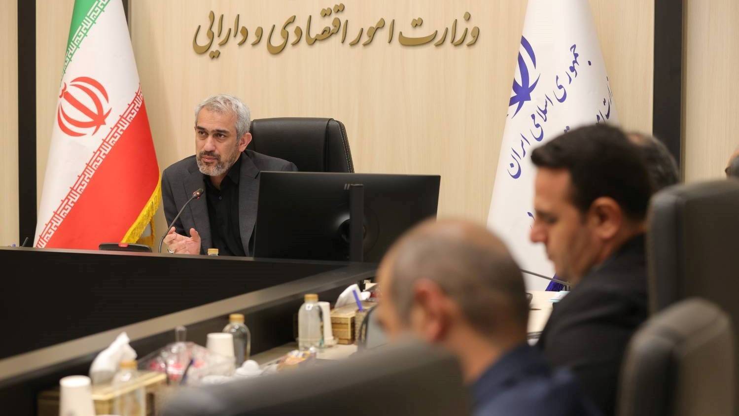 وزیر اقتصاد: اختیارات حداکثری به مدیران استانی تفویض شده است