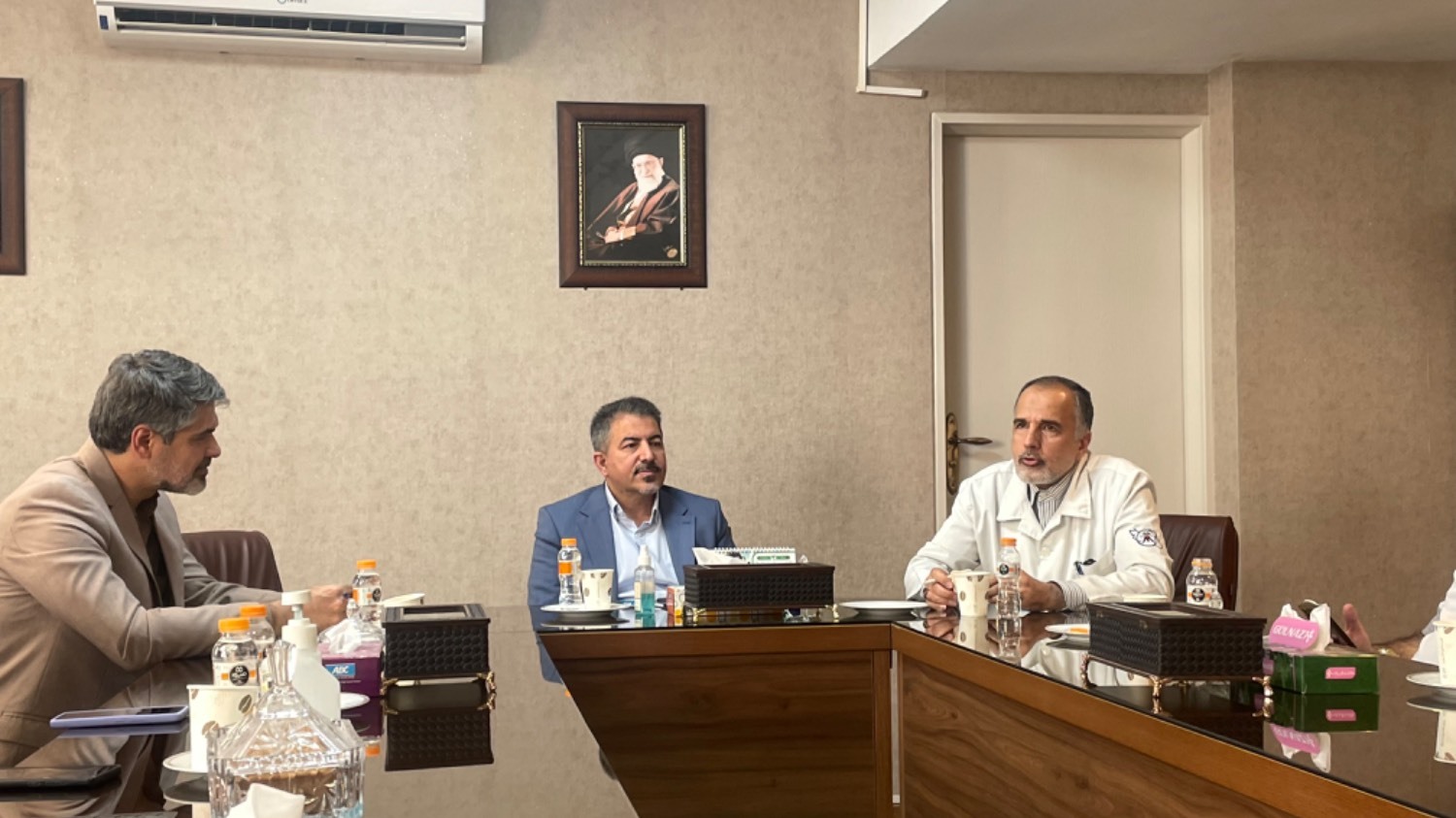 **بیمارستان کودکان مفید ۶٠٠ تختخوابی ساخته میشود//لطفا عکس داخل خبر رو سایز کنید. ممنون و عذرخواهی، دستتون درد نکنه. با گوشی نمی تونم **بیمارستان کودکان مفید ۶٠٠ تختخوابی ساخته میشود//لطفا عکس داخل خبر رو سایز کنید. ممنون و عذرخواهی، دستتون درد نکنه. با گوشی نمی تونم