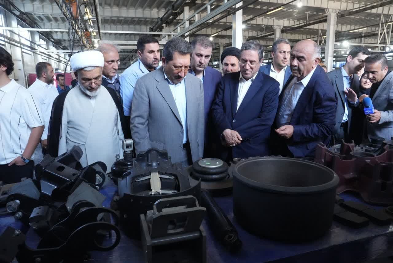 حمایت از صنایع بزرگ و توسعه پایانههای مرزی در آذربایجانغربی پیگیری میشود حمایت از صنایع بزرگ و توسعه پایانههای مرزی در آذربایجانغربی پیگیری میشود