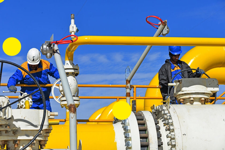 اتصال ایستگاه تقویت فشار اردستان به خط هشتم اتصال ایستگاه تقویت فشار اردستان به خط هشتم