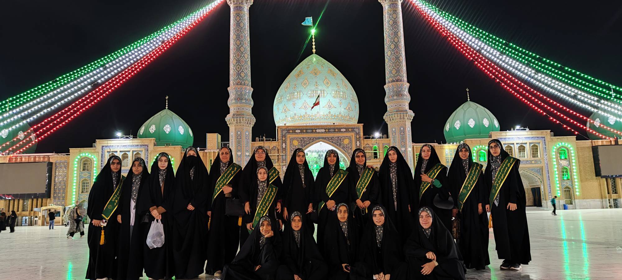 خادمیاران نوجوان رضوی اقلید مهمان حضرت فاطمه معصومه سلام الله علیها