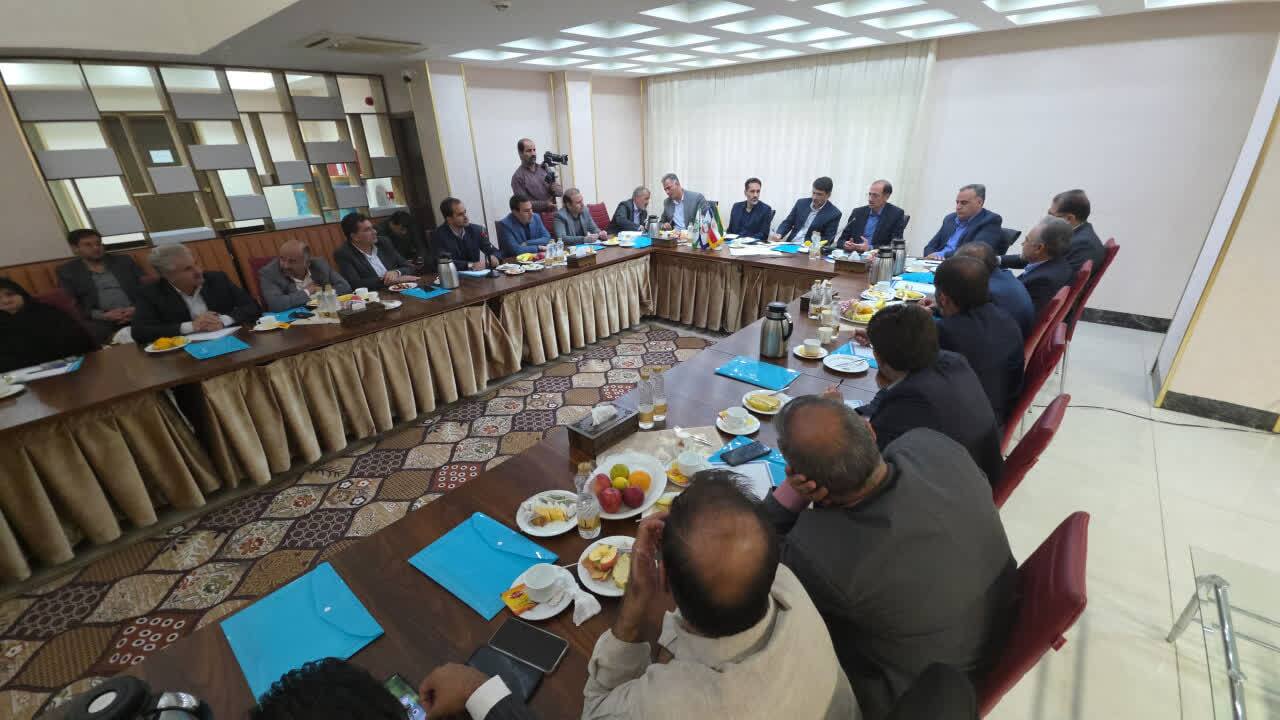 هشدار محیط زیست یزد به شهرداران درباره رهاسازی و آتشزدن پسماندها هشدار محیط زیست یزد به شهرداران درباره رهاسازی و آتشزدن پسماندها