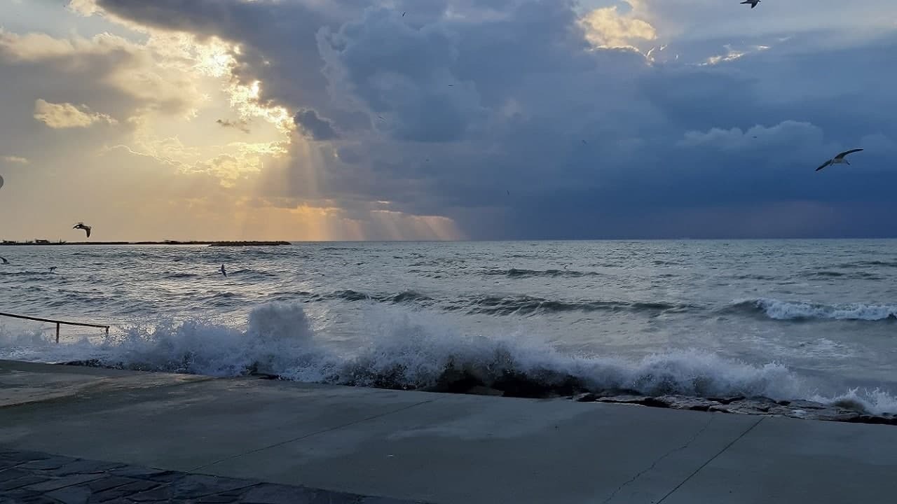 پیش‌بینی وقوع ناپایداری‌های جوی در بوشهر