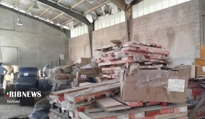 ساماندهی و انتقال کالاهای متروکه در بندر کیش ساماندهی و انتقال کالاهای متروکه در بندر کیش