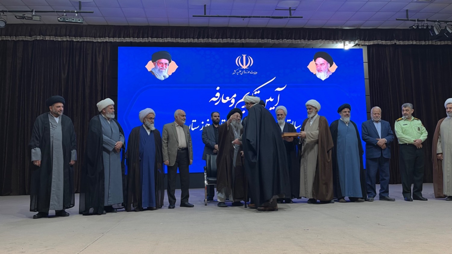 مراسم تکریم و معارفه مدیر حوزه علمیه خوزستان