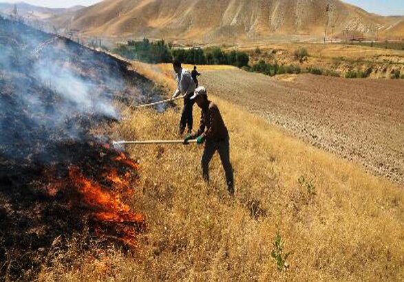 مهار آتش سوزی در مراتع اشنویه