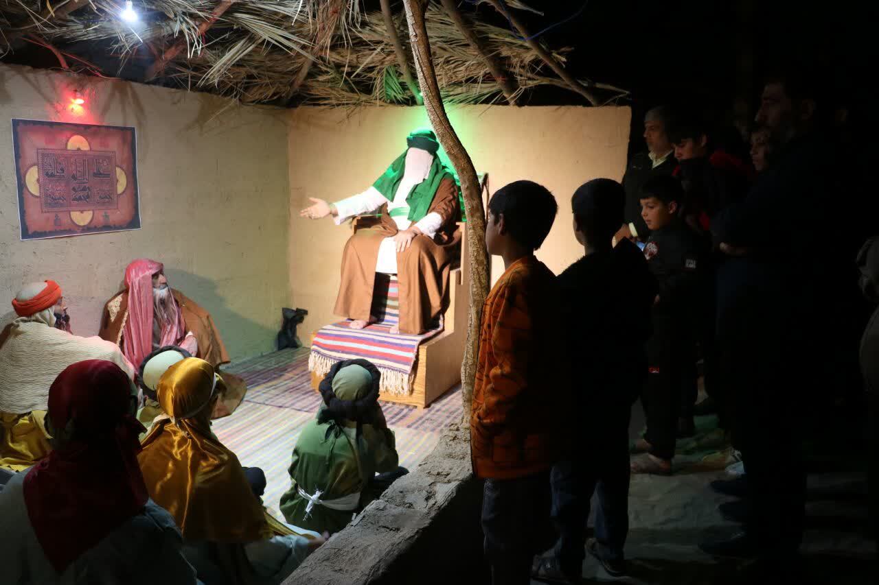 نمایش روضهی «تاوان ترس» در مهردشت نمایش روضهی «تاوان ترس» در مهردشت