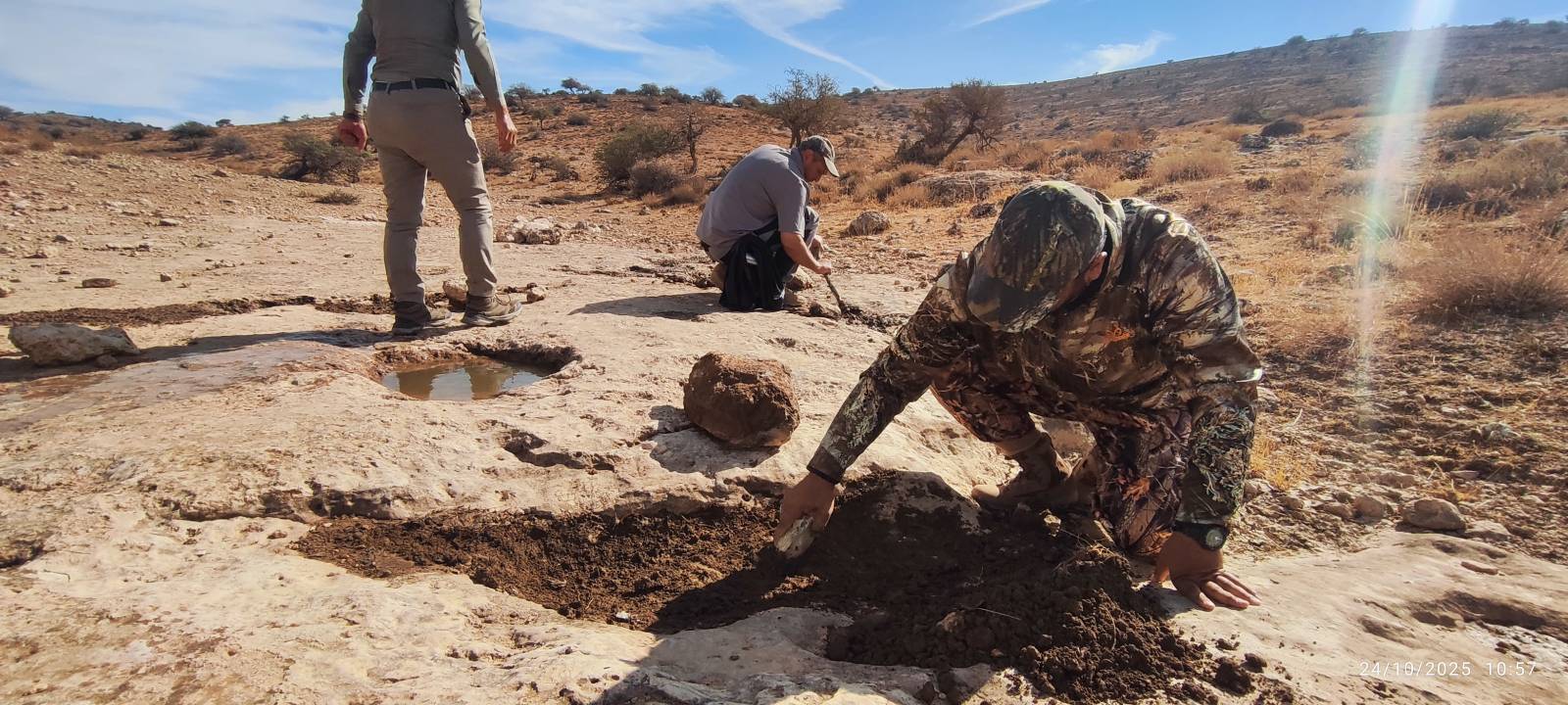 لایروبی سنگآبهای جزیره کبودان برای تأمین آب حیاتوحش لایروبی سنگآبهای جزیره کبودان برای تأمین آب حیاتوحش