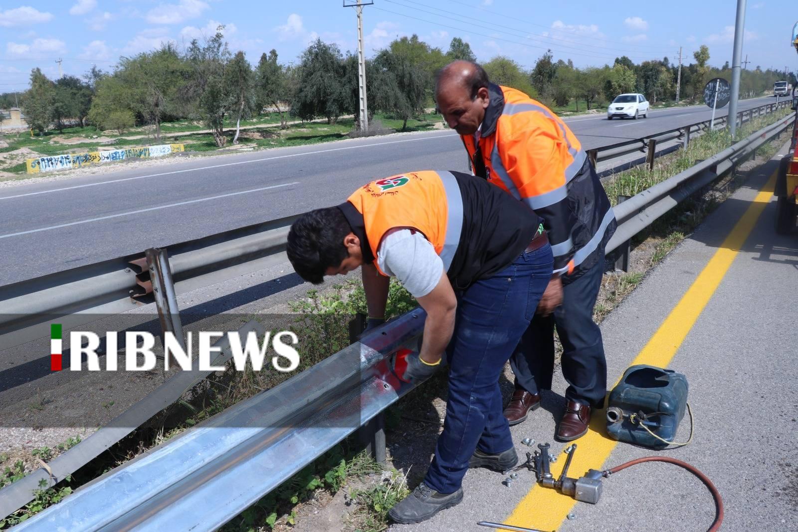 نصب ۲ هزار علائم و تجهیزات ترافیکی در محورهای اهواز نصب ۲ هزار علائم و تجهیزات ترافیکی در محورهای اهواز