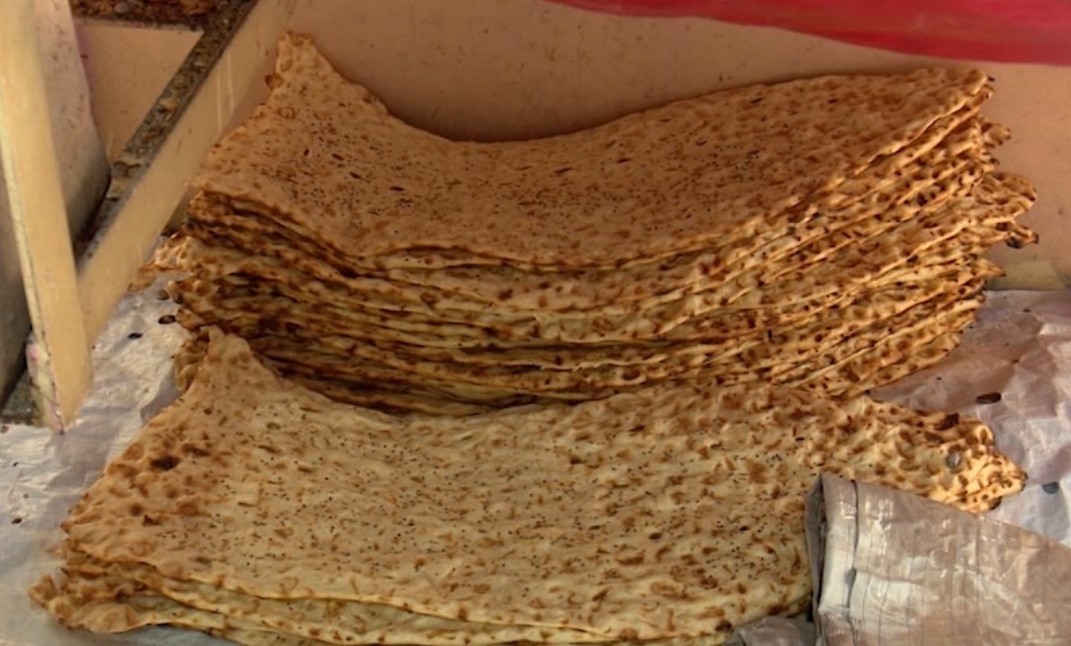 کم فروشی پر تکرارترین تخلف در نانواییهای بندرعباس کم فروشی پر تکرارترین تخلف در نانواییهای بندرعباس