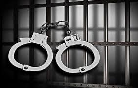 دستگیری ۲ نفر فروشنده مواد مخدر در ایذه