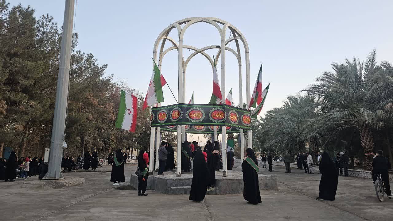 برگزاری نخستین سالگرد تدفین شهید گمنام پیرمراد بافق برگزاری نخستین سالگرد تدفین شهید گمنام پیرمراد بافق