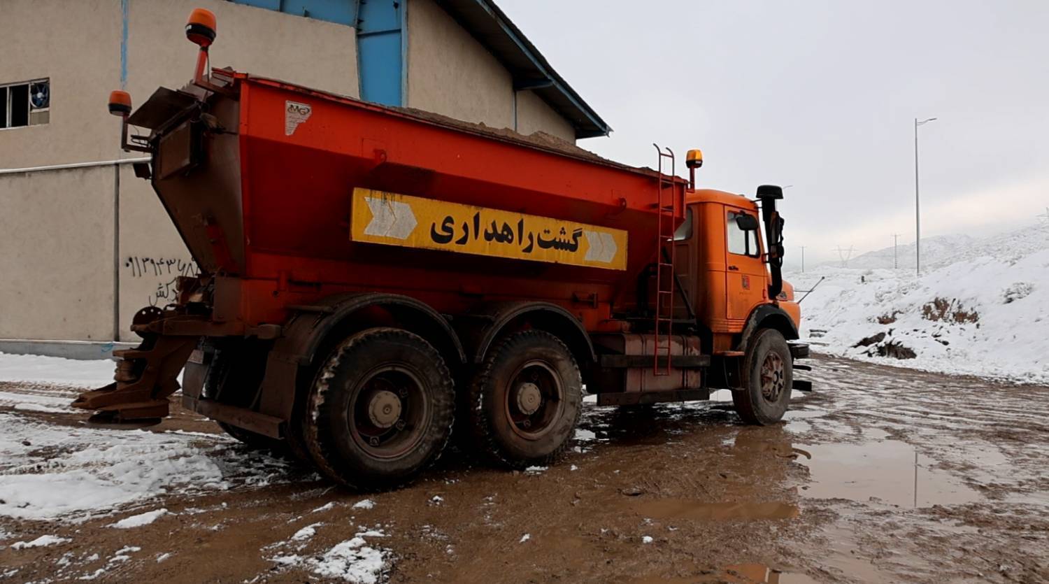 آمادهباش کامل راهداران کرمان در پی هشدارهای هواشناسی آمادهباش کامل راهداران کرمان در پی هشدارهای هواشناسی