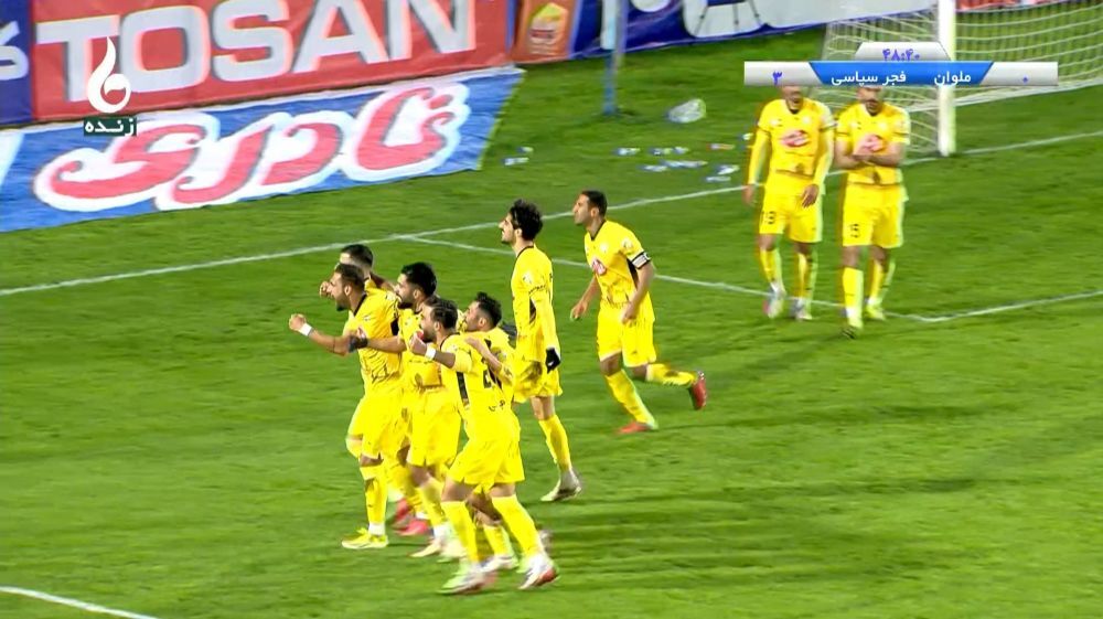 برد شیرین چهار بر صفر فجر سپاسی خارج از خانه