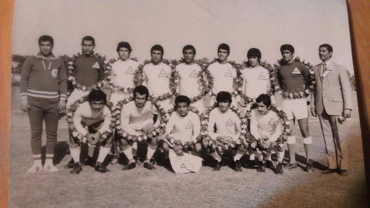 درگذشت دروازه بان سابق تیم فوتبال صنعت نفت آبادان درگذشت دروازه بان سابق تیم فوتبال صنعت نفت آبادان